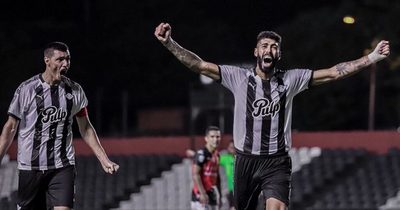 Festejó sobre el final | OnLivePy