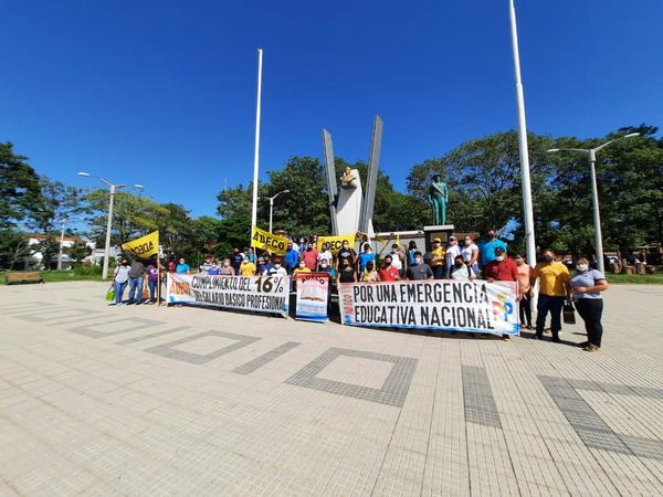 Docentes convocan a movilización – Prensa 5