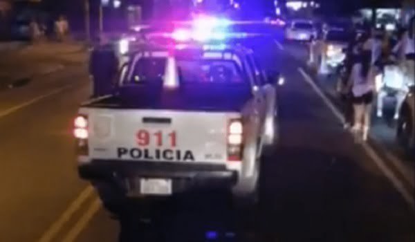 Policía interviene durante caravana de UPD de estudiantes - Noticiero Paraguay