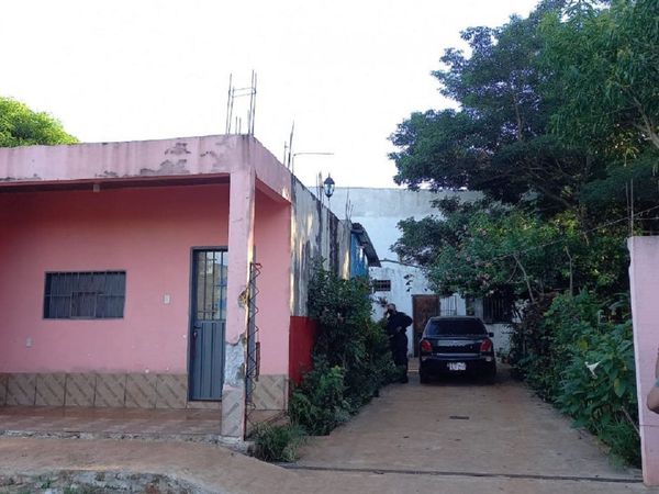 Mató a su exconcubina y llevó a su hija de dos años con la abuela