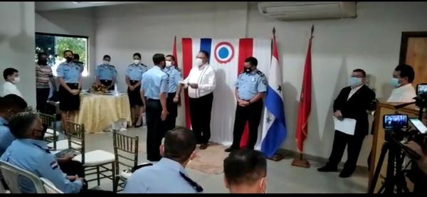 Realizan ceremonia de distinción a personal policial destacado – Prensa 5