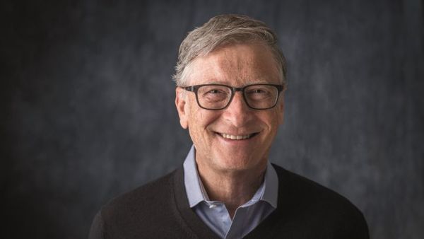Bill Gates y su predicción sobre cuándo volverán a la normalidad los viajes