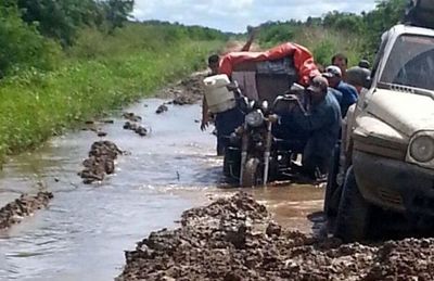 Bebé nace en medio de intransitable ruta en Bahía Negra