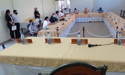 Con el pie izquierdo: Junta Departamental de Caaguazú sin quórum