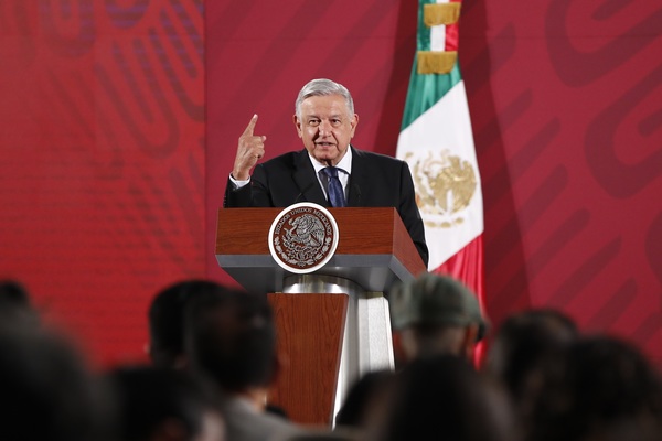 López Obrador dijo a Biden que México busca la "autosuficiencia energética" - MarketData