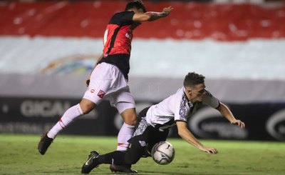 Pablo Zeballos, durísimo contra el arbitraje: 'Terrible cocinada nos hicieron'