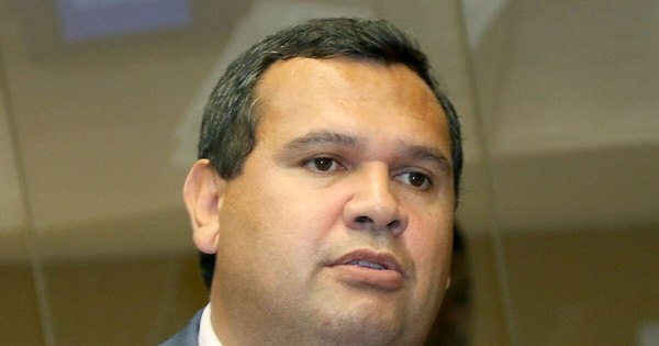 La Nación / Pérdida de investidura, con tendencia al rechazo: “Nosotros no somos juzgadores”