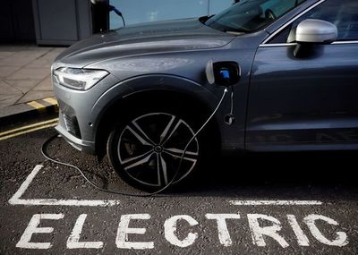 Una marca de alta gama de vehículos se pasará a los modelos eléctricos a partir del 2030