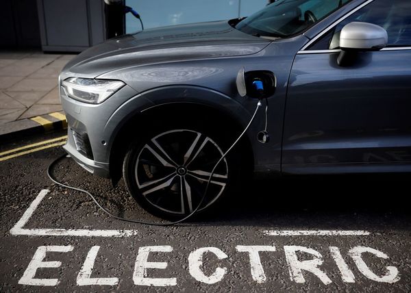 Una marca de alta gama de vehículos se pasará a los modelos eléctricos a partir del 2030