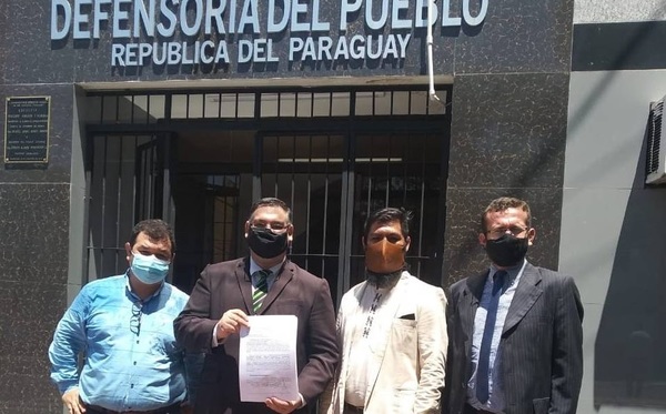 Denuncian a brasileña por violar derechos linguísticos - Noticiero Paraguay