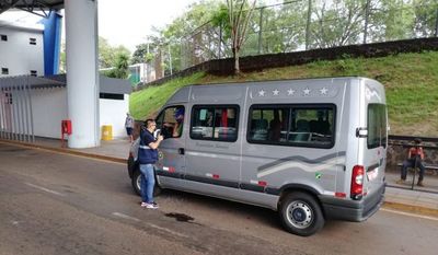 Un extranjero detenido y 58 rechazados durante los controles aleatorios que realiza Migraciones en el Puente de la Amistad