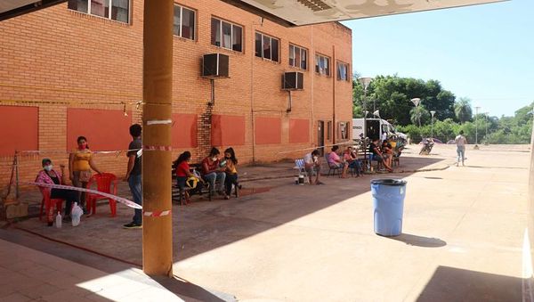 Hospital de Clínicas: Ocupación total de camas de contingencia respiratoria » San Lorenzo PY