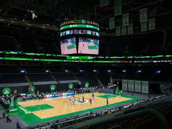 Suns ganan a Lakers y son nuevos líderes de la División Pacífico