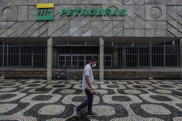 Cuatro consejeros de la brasileña Petrobras renuncian tras el cambio de presidente - MarketData
