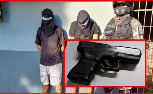 Agentes del Grupo Lince aprehenden a dos jóvenes con réplica de arma