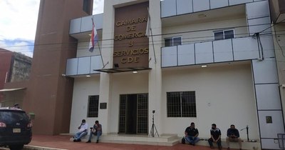 La Nación / Alto Paraná volvería al toque de queda por desborde de casos COVID-19