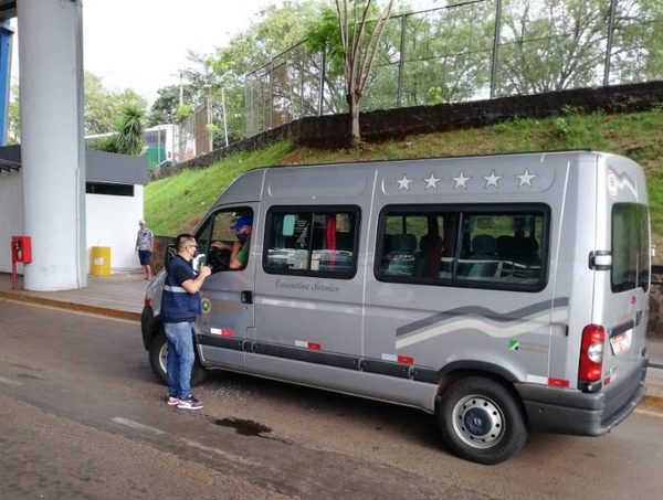 50 compatriotas quisieron ingresar al país sin cumplir el protocolo · Radio Monumental 1080 AM