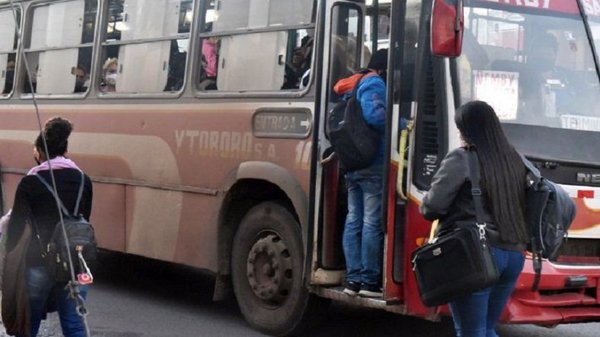 Ciudadanos prevén movilizarse contra la suba del pasaje | Noticias Paraguay