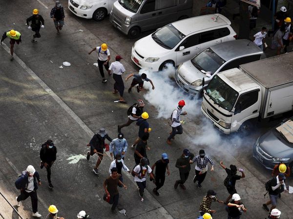 Nueva jornada sangrienta con al menos 15 manifestantes muertos