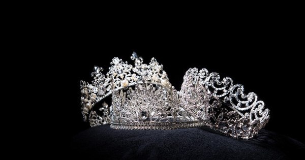 La Nación / Señorita Panamá admitirá a mujeres transgénero para concursar en Miss Universo