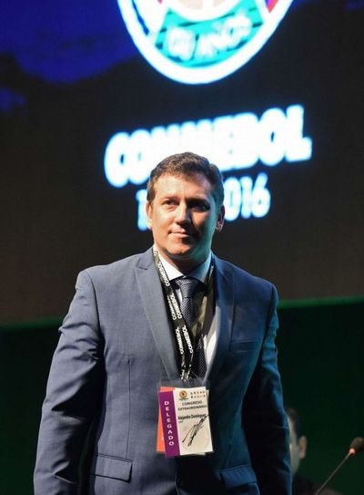 Designan a fiscales para investigar a Alejandro Domínguez por lavado, evasión y asociación criminal