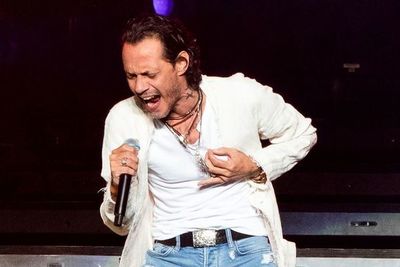 Marc Anthony invita a su primer concierto global para “mantener la ilusión” - Música - ABC Color
