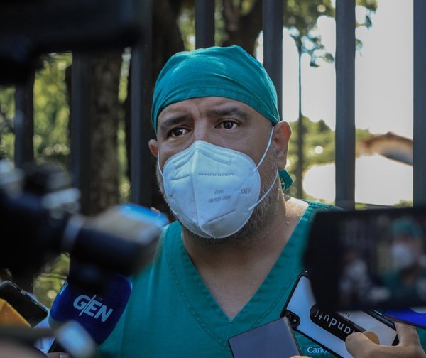“No podemos estar habilitando clases en plena pandemia“