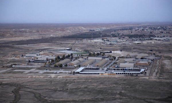 Atacan con cohetes una base militar con tropas estadounidenses en Irak