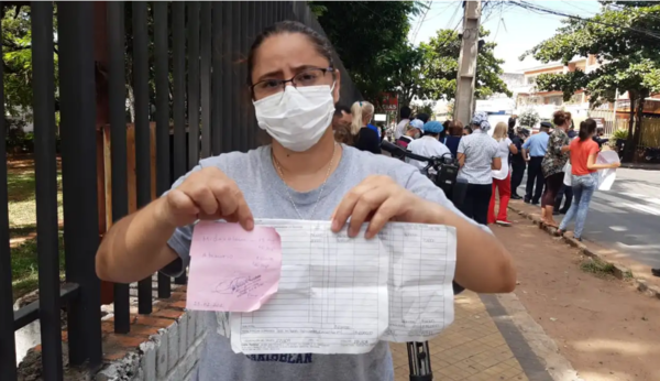 Familiares de internados con COVID-19 denuncian aprovechamiento y sobrefacturación de medicamentos en farmacias