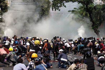 Al menos 38 muertos en otra jornada de protestas en Birmania - Mundo - ABC Color