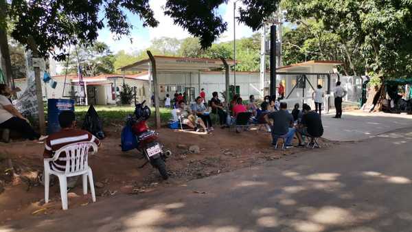 Parientes de personas internadas en el Ineram gastan hasta "lo que no tienen" - Megacadena — Últimas Noticias de Paraguay