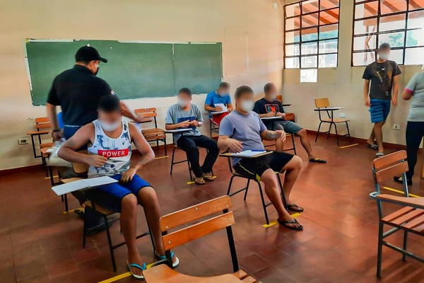 Adolescentes infractores inician clases en Itauguá