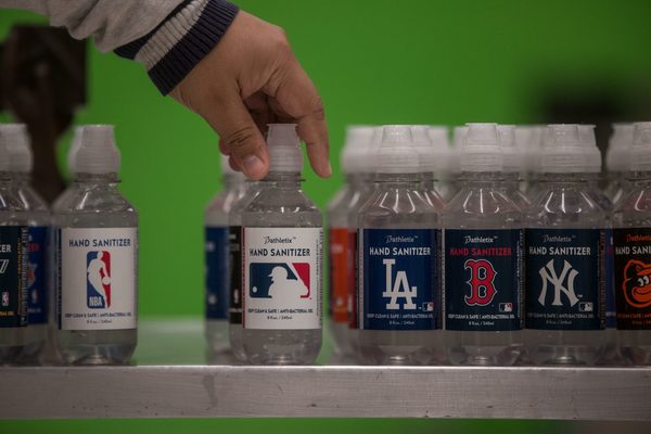 La empresa guatemalteca que cambió su estrategia para surtir a la NBA y MLB - MarketData