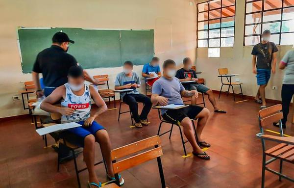 83 adolescentes del Centro Educativo de Itauguá iniciaron las clases