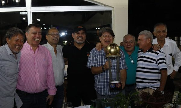 Cena estelar por lo 41 años de la hazaña