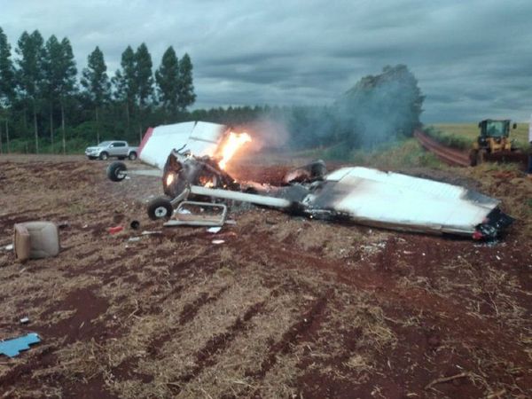 Avioneta cae y deja dos fallecidos - ADN Digital