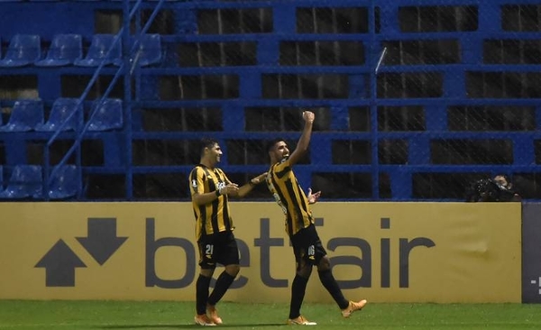 Diario HOY | Guaraní rubrica la clasificación lograda con anticipación en el juego de ida