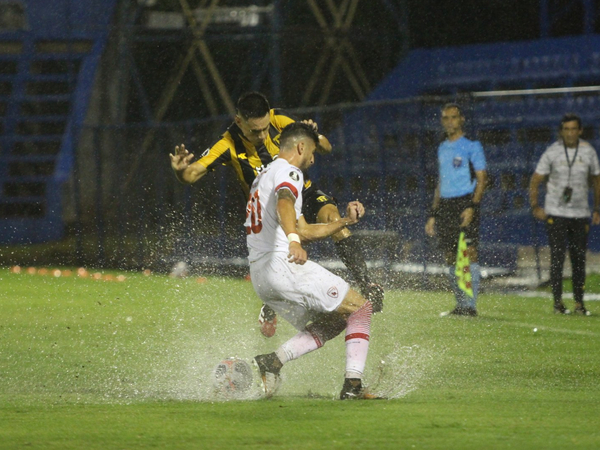 Guaraní asegura la clasificación con un empate en Villa Elisa