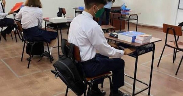 La Nación / Arambé inició clases con modalidad híbrida