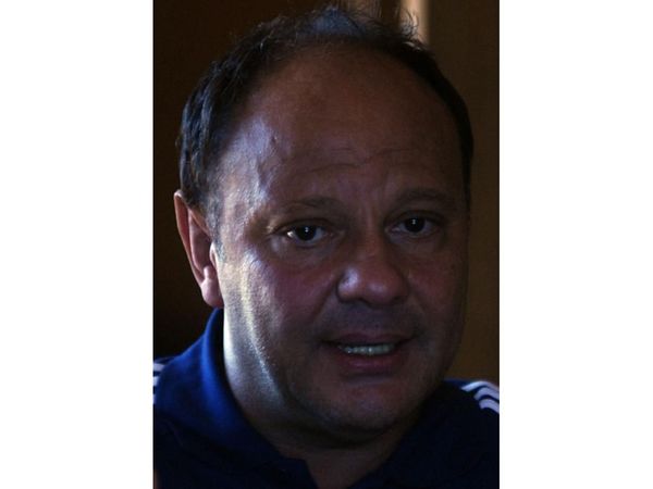 Califican gestión de Mazzoleni en Salud como la peor en décadas