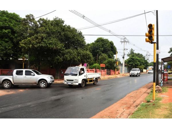 Pobladores exigen nuevos semáforos en San Lorenzo