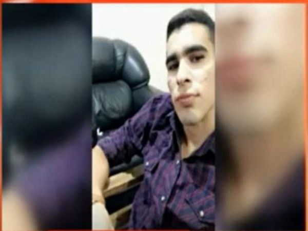 Golpeada por su novio tras pillar arañazos en su espalda