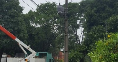La Nación / Temporal dejó sin energía eléctrica a varias ciudades de Central