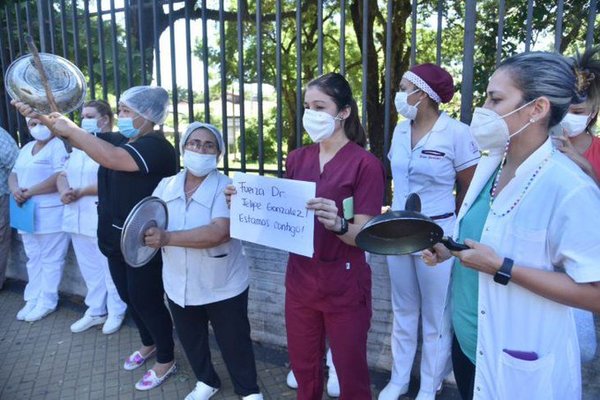 Duro comunicado de “médicos de la pandemia” contra autoridades de Salud Pública: “Ya no nos dejaremos pisotear” - ADN Digital