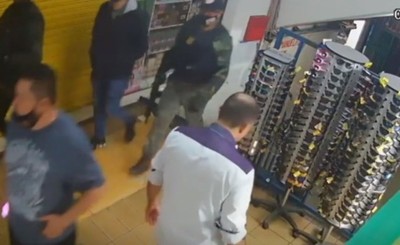 Vestidos de policías asaltan a cambistas y llevan US$ 50.000