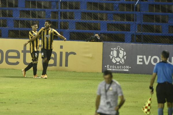 Ángel Benítez y el gol que buscaba - Guaraní - ABC Color