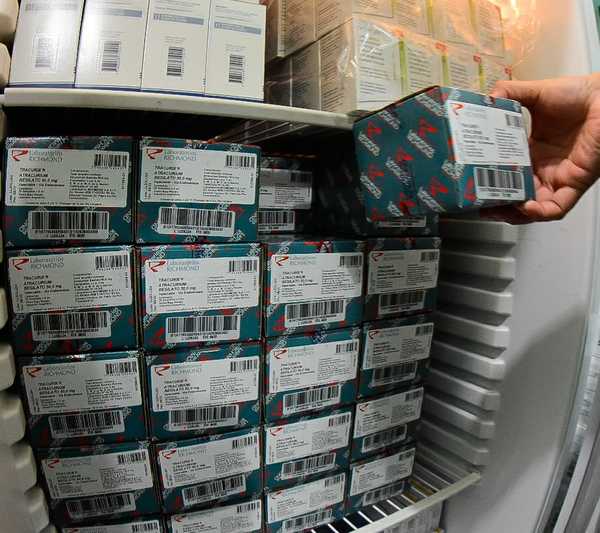 En visita al Ineram, viceministro de Salud aseguró que se adquirirán más medicamentos faltantes | .::Agencia IP::.