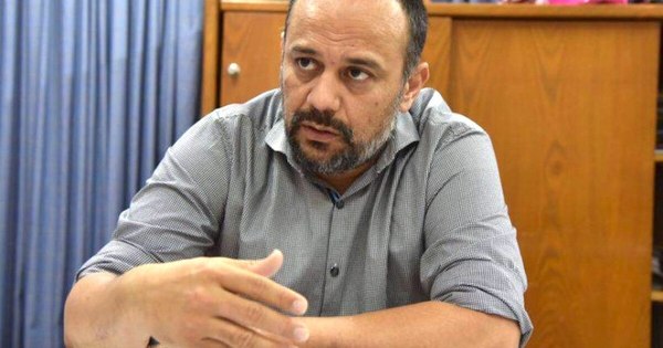 La Nación / Con receta en mano, demuestran que viceministro miente sobre medicamentos