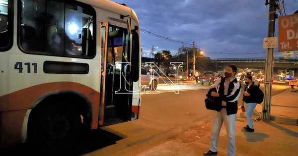 La Nación / Concejal de Asunción recomienda liberar itinerarios ante amenaza de paro de Cetrapam