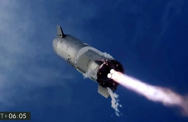 Otro cohete en prueba de SpaceX explota tras aterrizar